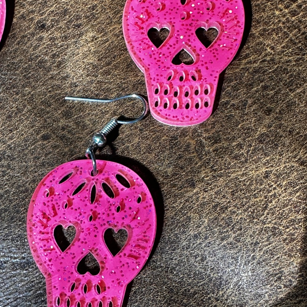 Colorful Skull Pendant Necklace, Earrings and hair clips - Picture 6 of 6